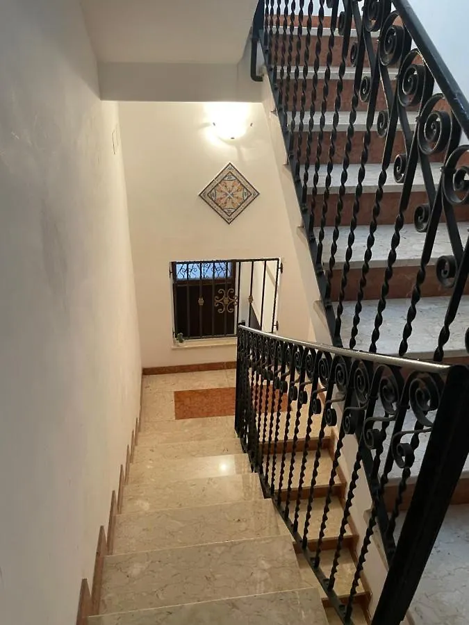 Maya Palace Real Rooms Palermo Centre Close To Cathedral