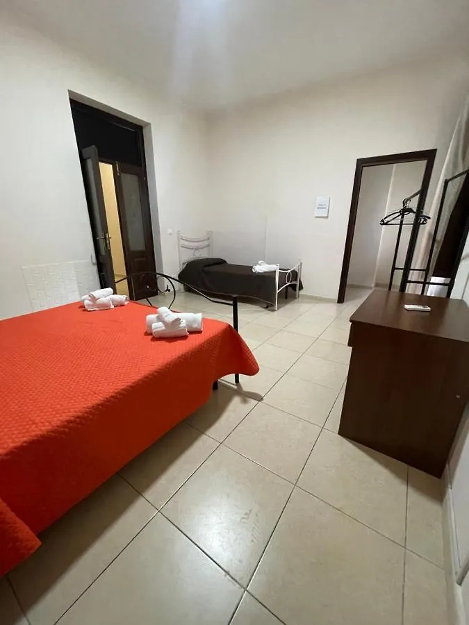 Maya Palace Real Rooms Palermo Centre Close To Cathedral 0*,