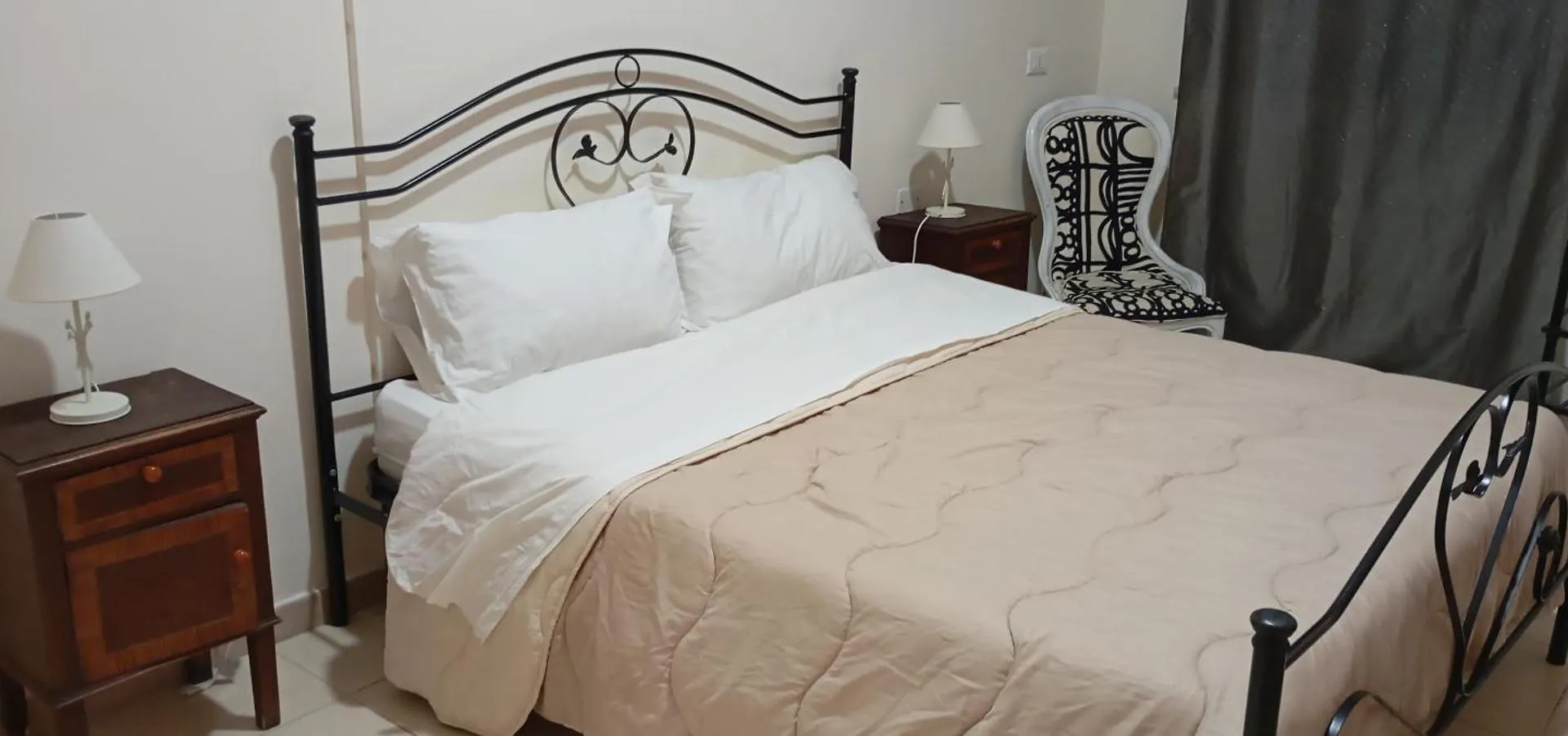 Maya Palace Real Rooms Palermo Centre Close To Cathedral Italy