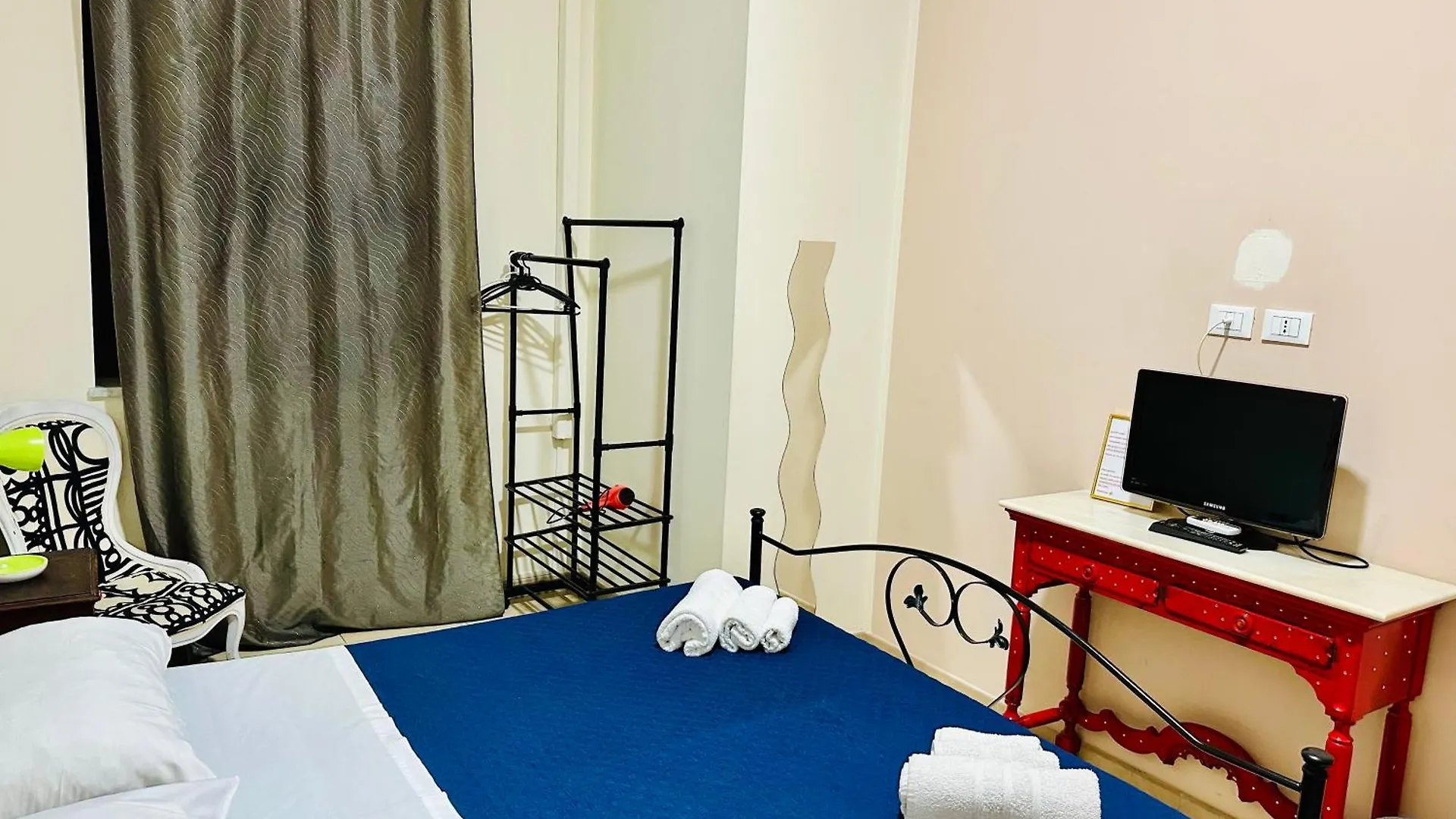 Maya Palace Real Rooms Palermo Centre Close To Cathedral Guest house