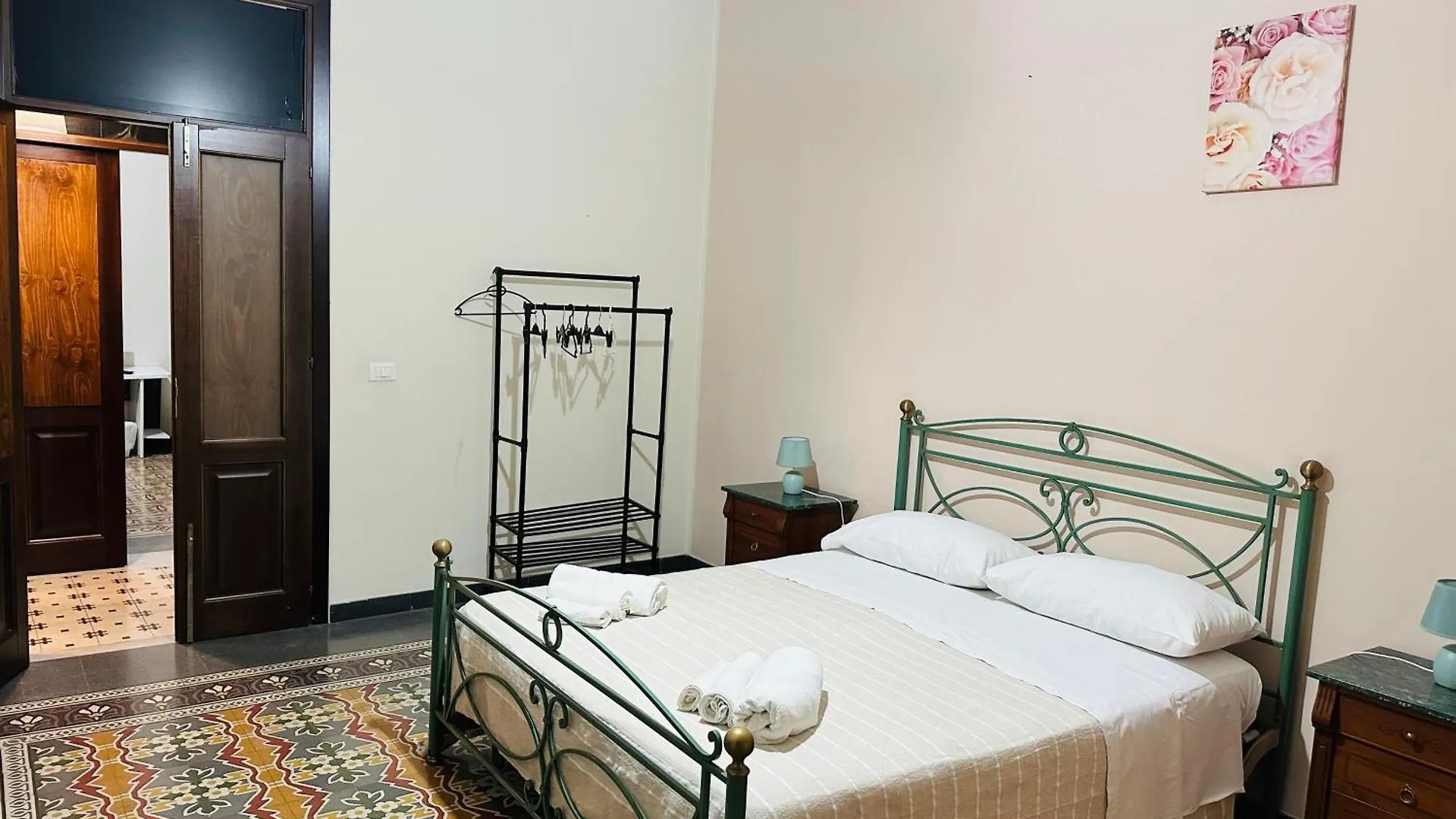 Guest house Maya Palace Real Rooms Palermo Centre Close To Cathedral