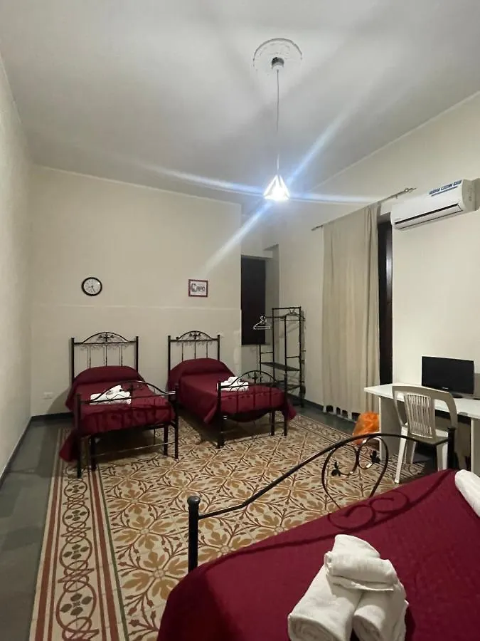 Guest house Maya Palace Real Rooms Palermo Centre Close To Cathedral