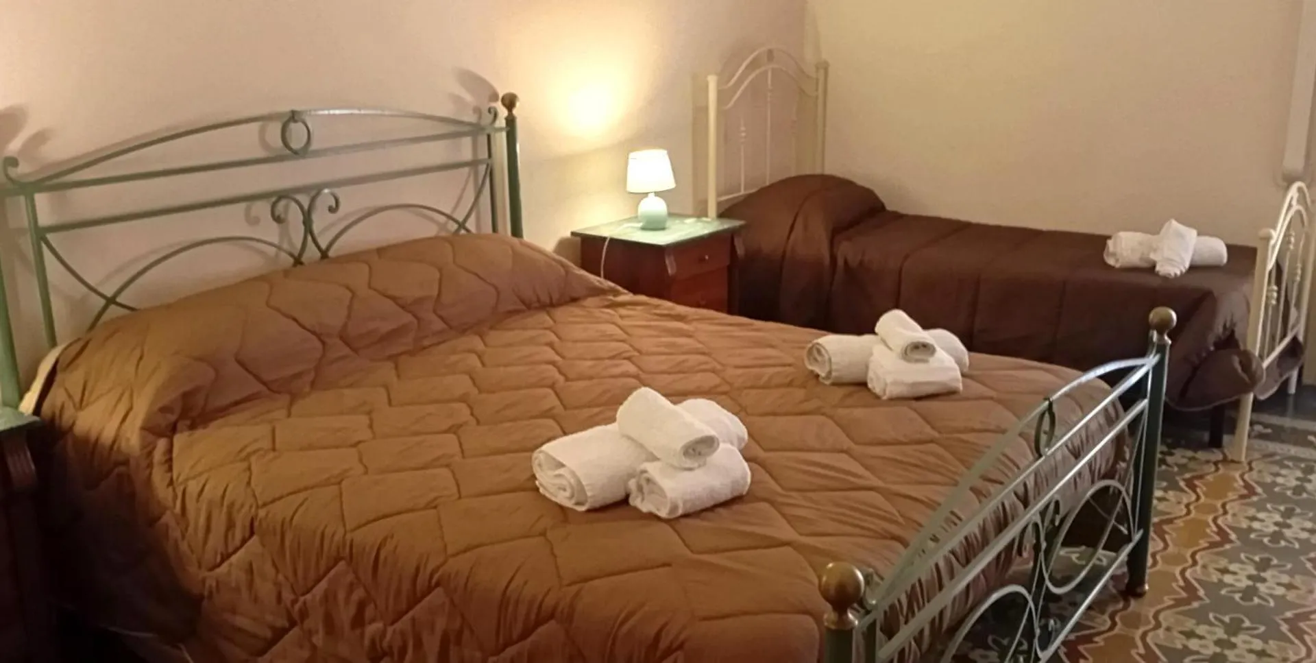 Maya Palace Real Rooms Palermo Centre Close To Cathedral Gasthuis